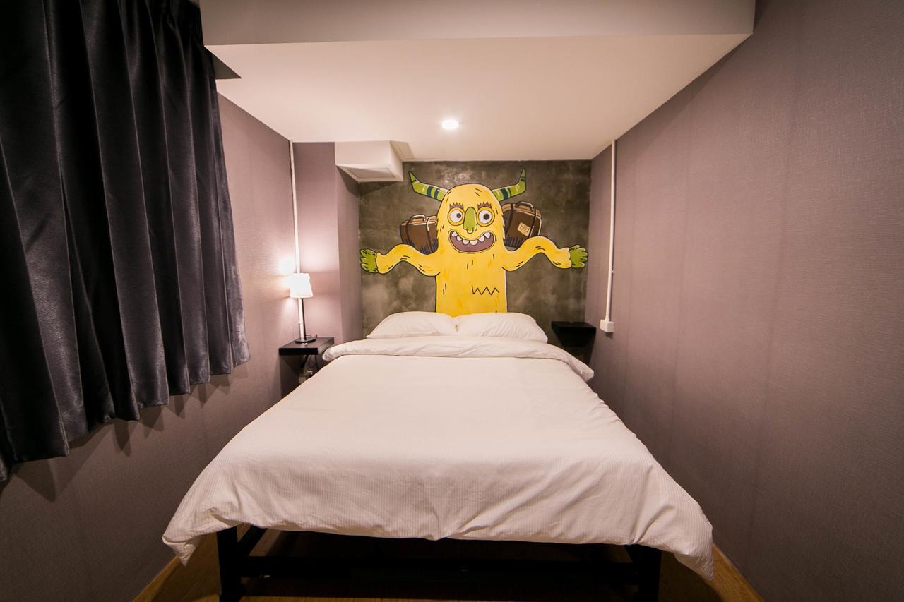 In My Bed Hostel Банкок Стая снимка